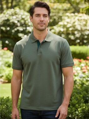 Untuckit Men's sage Green Short-Sleeve Polo Shirt